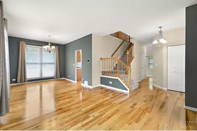 [Address not provided], Carpentersville, IL 60110 - Photo 7