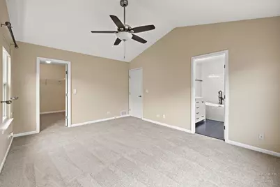 [Address not provided], Carpentersville, IL 60110 - Photo 21