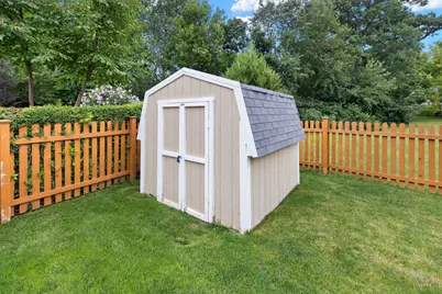 [Address not provided], Carpentersville, IL 60110 - Photo 35