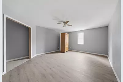 4915 W 30th Street, Cicero, IL 60804 - Photo 17