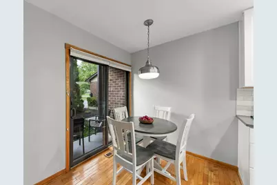 1025 Loughborough Court, Wheaton, IL 60189 - Photo 9