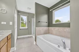 996 Timber Lake Dr, Antioch, IL 60002 - Photo 25