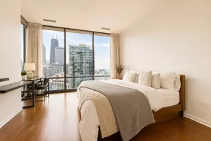 240 E Illinois St, Chicago, IL 60611 - Photo 13