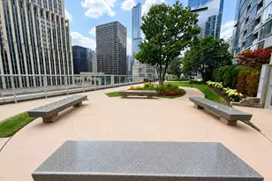 240 E Illinois St, Chicago, IL 60611 - Photo 23