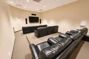 240 E Illinois St, Chicago, IL 60611 - Photo 21