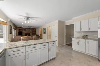 228 Winslow Court, Naperville, IL 60565 - Photo 13