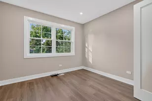1707 W Martin Ln, Mount Prospect, IL 60056 - Photo 17