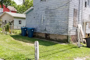 241 W Hickory St, Kankakee, IL 60901 - Photo 11