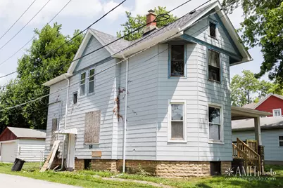 241 W Hickory Street, Kankakee, IL 60901 - Photo 9