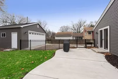 1605 S Greenwood Avenue, Park Ridge, IL 60068 - Photo 15