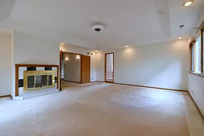 8951 W 99th Street, Palos Hills, IL 60465 - Photo 27