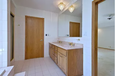 8951 W 99th Street, Palos Hills, IL 60465 - Photo 33