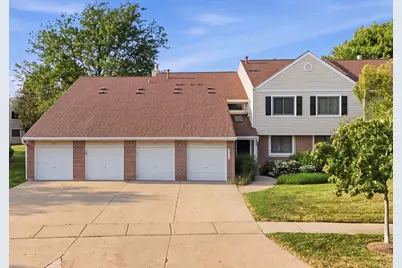 938 Hidden Lake Drive #938, Buffalo Grove, IL 60089 - Photo 1