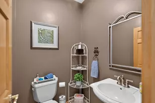 307 Kain St, Ottawa, IL 61350 - Photo 33