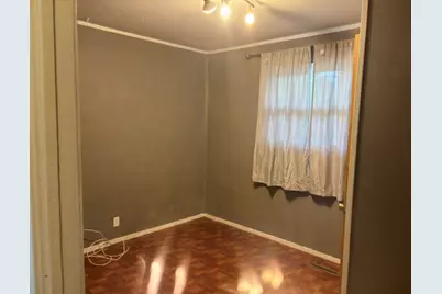 22 Meadowlark Lane, Carpentersville, IL 60110 - Photo 7
