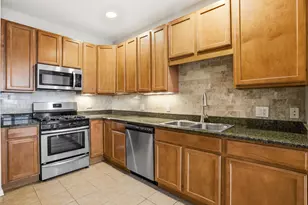 4243 Linden Tree Ln, Glenview, IL 60026 - Photo 13