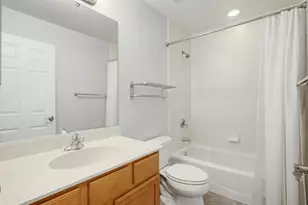 4243 Linden Tree Ln, Glenview, IL 60026 - Photo 25