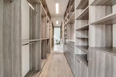 200 N Dearborn Street #4700, Chicago, IL 60601 - Photo 23