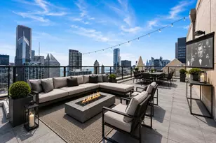200 N Dearborn St, Chicago, IL 60601 - Photo 29