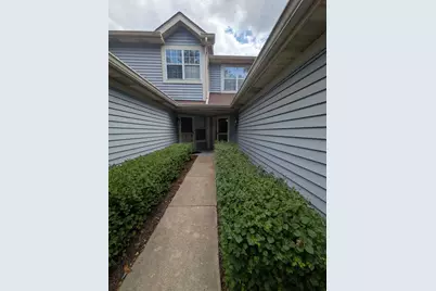 1054 Rockport Drive #1, Carol Stream, IL 60188 - Photo 3