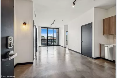 1647 N Milwaukee Avenue #208, Chicago, IL 60647 - Photo 3