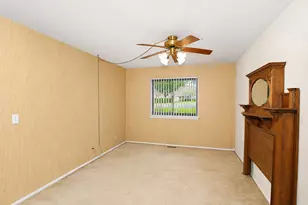 234 Deerpath Ct, Schaumburg, IL 60193 - Photo 15