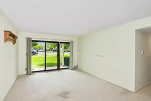 234 Deerpath Ct, Schaumburg, IL 60193 - Photo 3