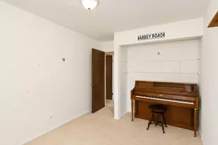 234 Deerpath Ct, Schaumburg, IL 60193 - Photo 25