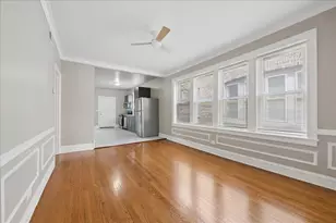 7730 S Essex Ave, Chicago, IL 60649 - Photo 9
