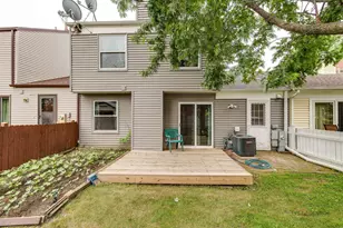 7459 Grant Cir, Hanover Park, IL 60133 - Photo 35