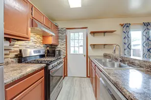 7459 Grant Cir, Hanover Park, IL 60133 - Photo 23