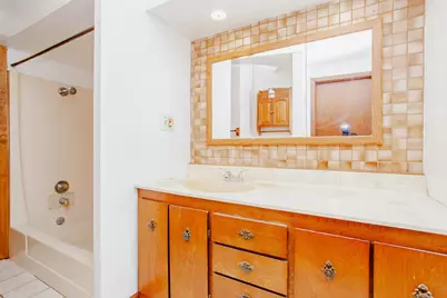 10113 McLean Avenue, Melrose Park, IL 60164 - Photo 11