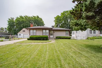 10113 McLean Avenue, Melrose Park, IL 60164 - Photo 1
