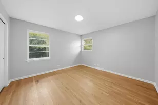 368 Sycamore Dr, Naperville, IL 60540 - Photo 13