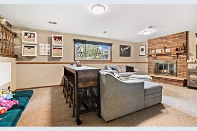 17042 Lockwood Avenue, Oak Forest, IL 60452 - Photo 9