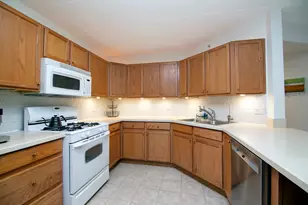 6850 W Winding Trail, Oak Forest, IL 60452 - Photo 13