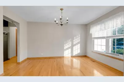 2304 Tremont Avenue, Aurora, IL 60502 - Photo 11