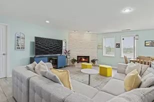4757 Howard St, Skokie, IL 60076 - Photo 11