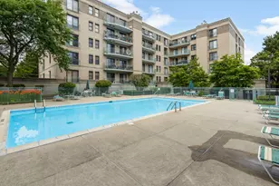 4757 Howard St, Skokie, IL 60076 - Photo 19