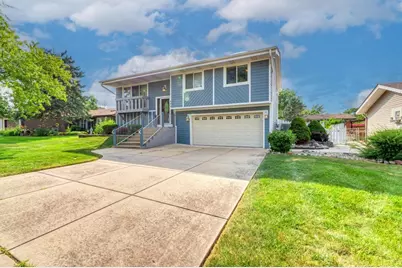 260 Cunningham Lane, Bloomingdale, IL 60108 - Photo 3