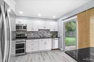 231 Lincolnshire Ln, Bolingbrook, IL 60440 - Photo 7