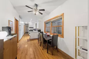 1721 W Julian St, Chicago, IL 60622 - Photo 19