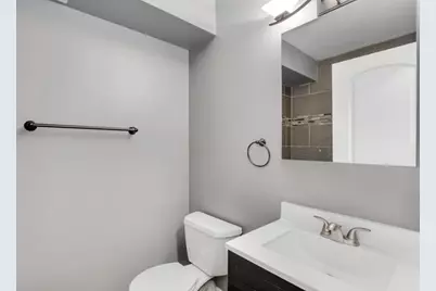 2441 N Laramie Avenue, Chicago, IL 60639 - Photo 9