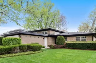 512 Karey Ct, Wilmette, IL 60091 - Photo 1
