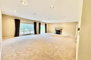 512 Karey Ct, Wilmette, IL 60091 - Photo 5