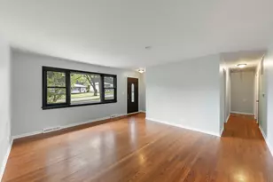 307 S Pierce Ave, Wheaton, IL 60187 - Photo 5