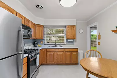 846 Sioux Drive, Elgin, IL 60120 - Photo 5