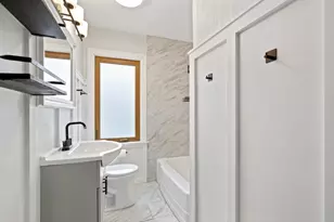 18538 Wentworth Ave, Lansing, IL 60438 - Photo 21
