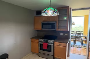 601 E 32nd St, Chicago, IL 60616 - Photo 13