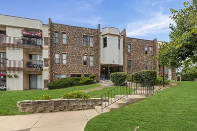 2216 Country Club Drive #24, Woodridge, IL 60517 - Photo 1